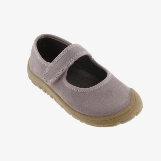 Mercedita Bosco Barefoot nude - Victoria