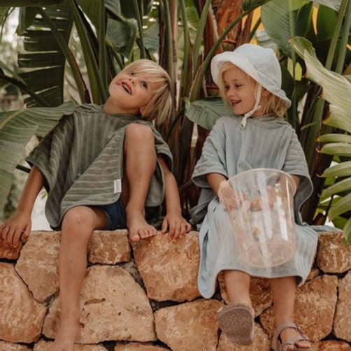 Cubo de playa Flores y Mariposas Little Dutch