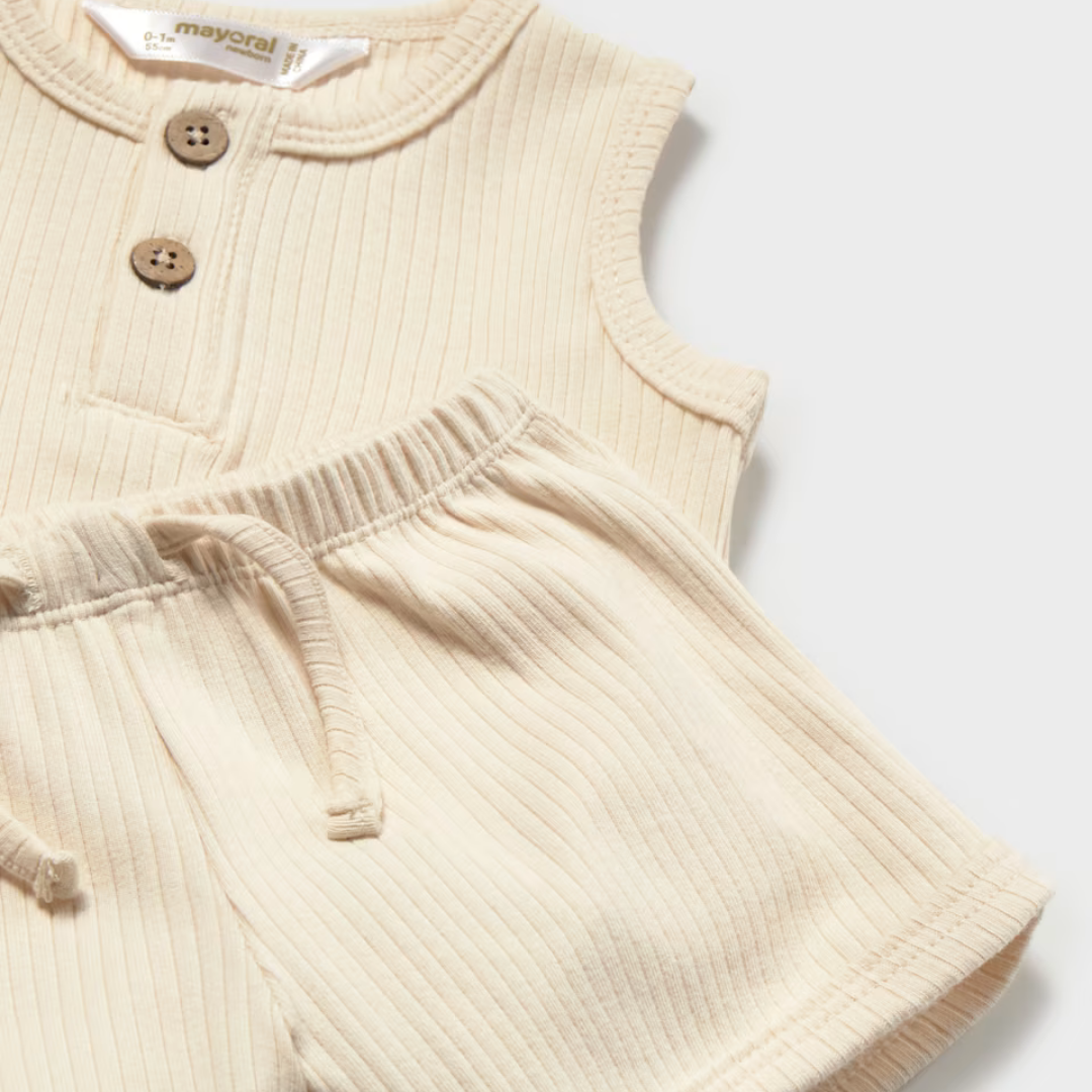Conjunto con gorro beige - Mayoral