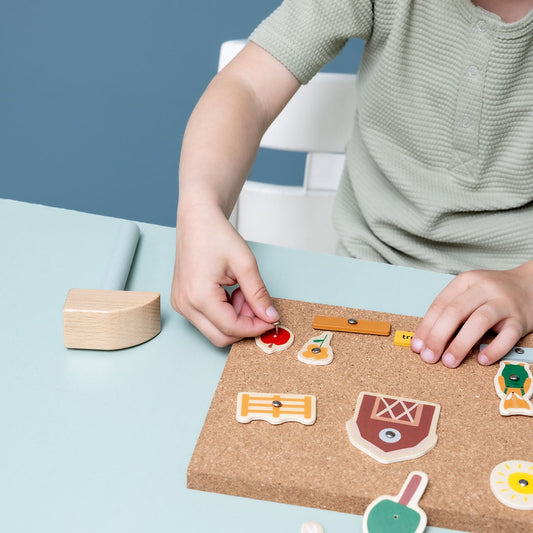 Juego creativo con martillo de madera granja - Trixie