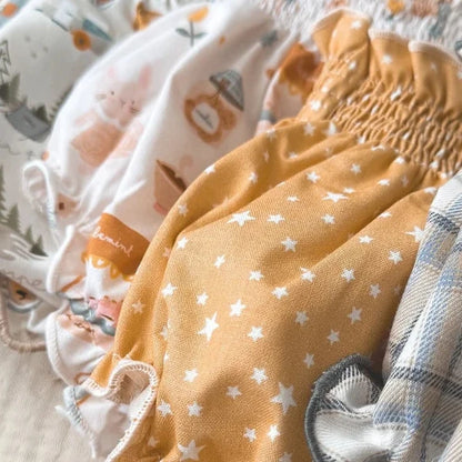 Cubrepañal Estrellas mostaza Bebemint