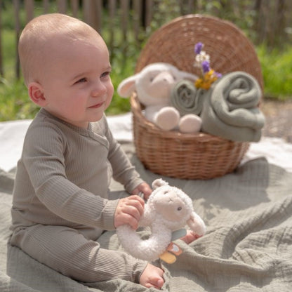 Sonajero anillo oveja Pequeña Granja Little Dutch