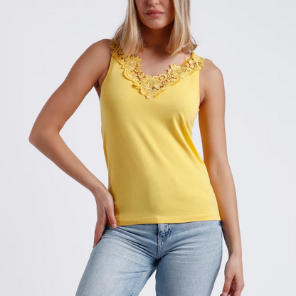 Camiseta escote guipur amarilla - Admas