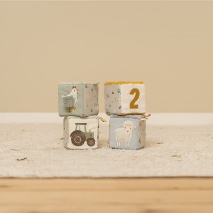 Cubos blanditos apilables Pequeña Granja - Little Dutch