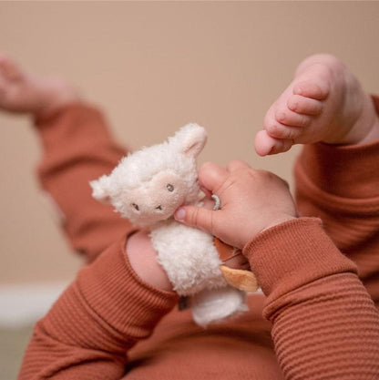 Sonajero muñeca Pequeña Granja - Little Dutch