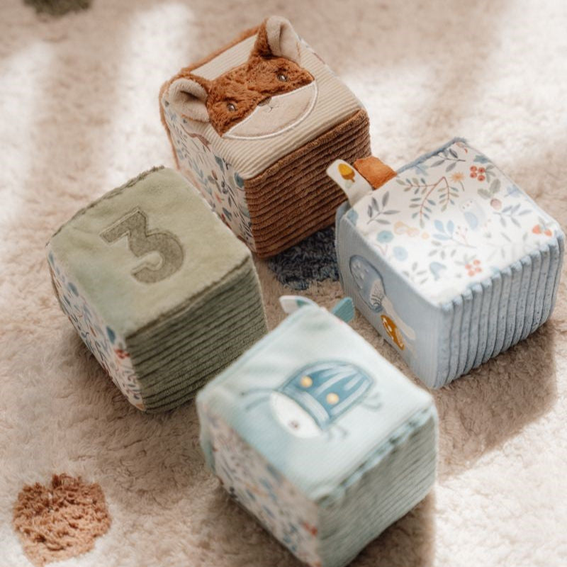 Cubos blanditos apilables Forest Friends - Little Dutch