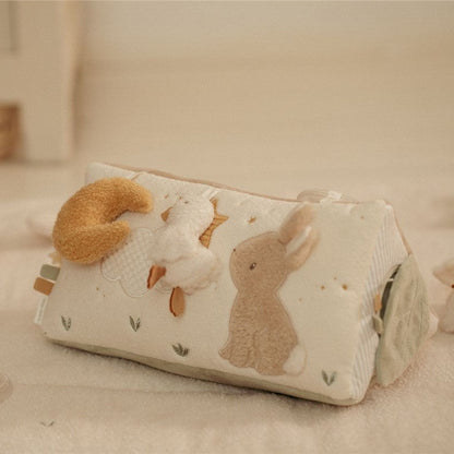 Cojín de actividades triangular Newborn Naturals - Little Dutch