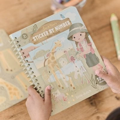 Libro de Pegatinas por Números Rosa Safari Friends – Little Dutch