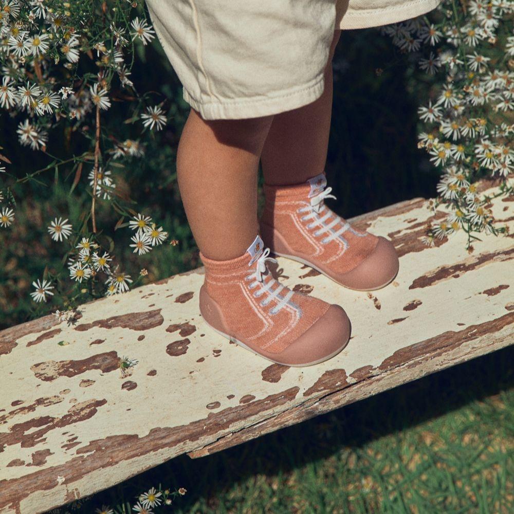 Attipas Baby Denim Pink suela bicolor