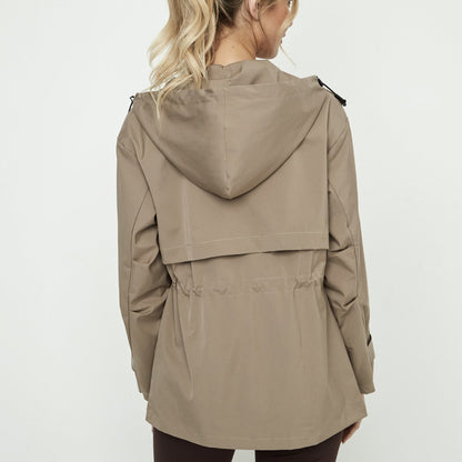 Cazadora Impermeable Beige by Pilar Rubio – Selmark