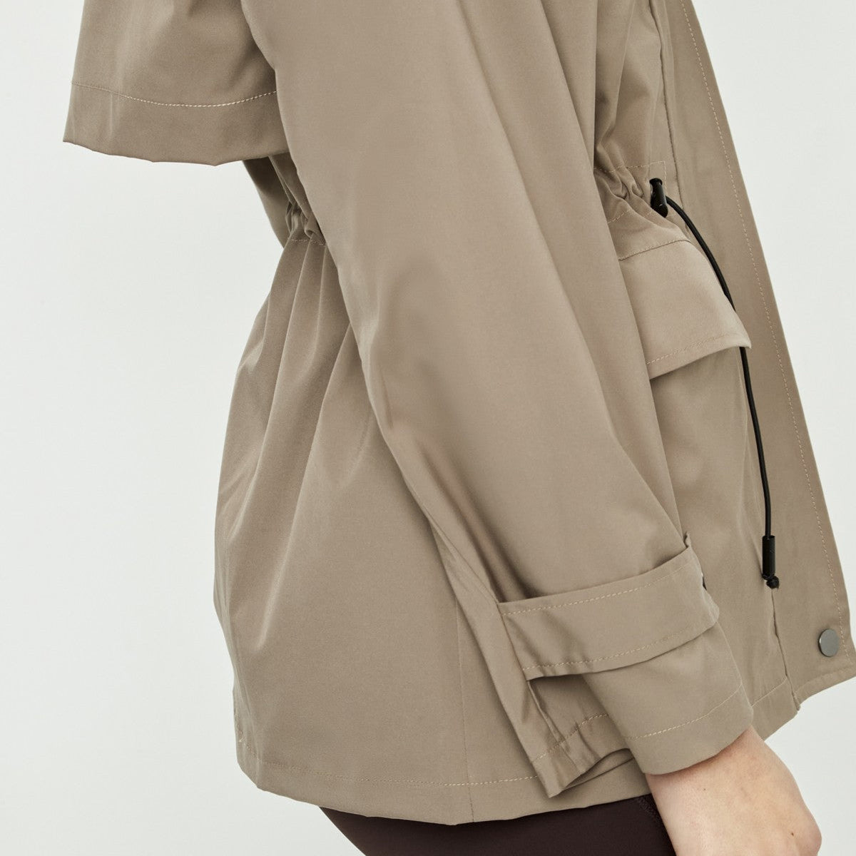 Cazadora Impermeable Beige by Pilar Rubio – Selmark