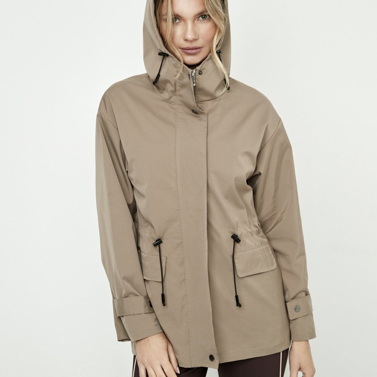 Cazadora Impermeable Beige by Pilar Rubio – Selmark