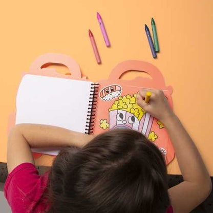 Libro con pinturas y pegatinas Yummy - Omy